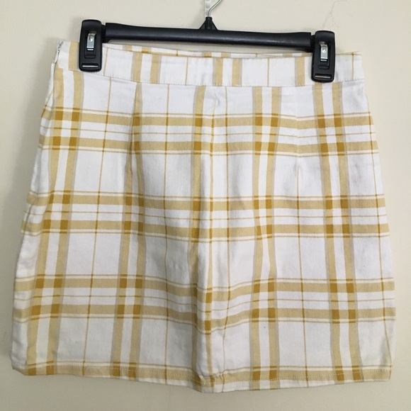Laid yellow and white skirt - Picture 1 of 4